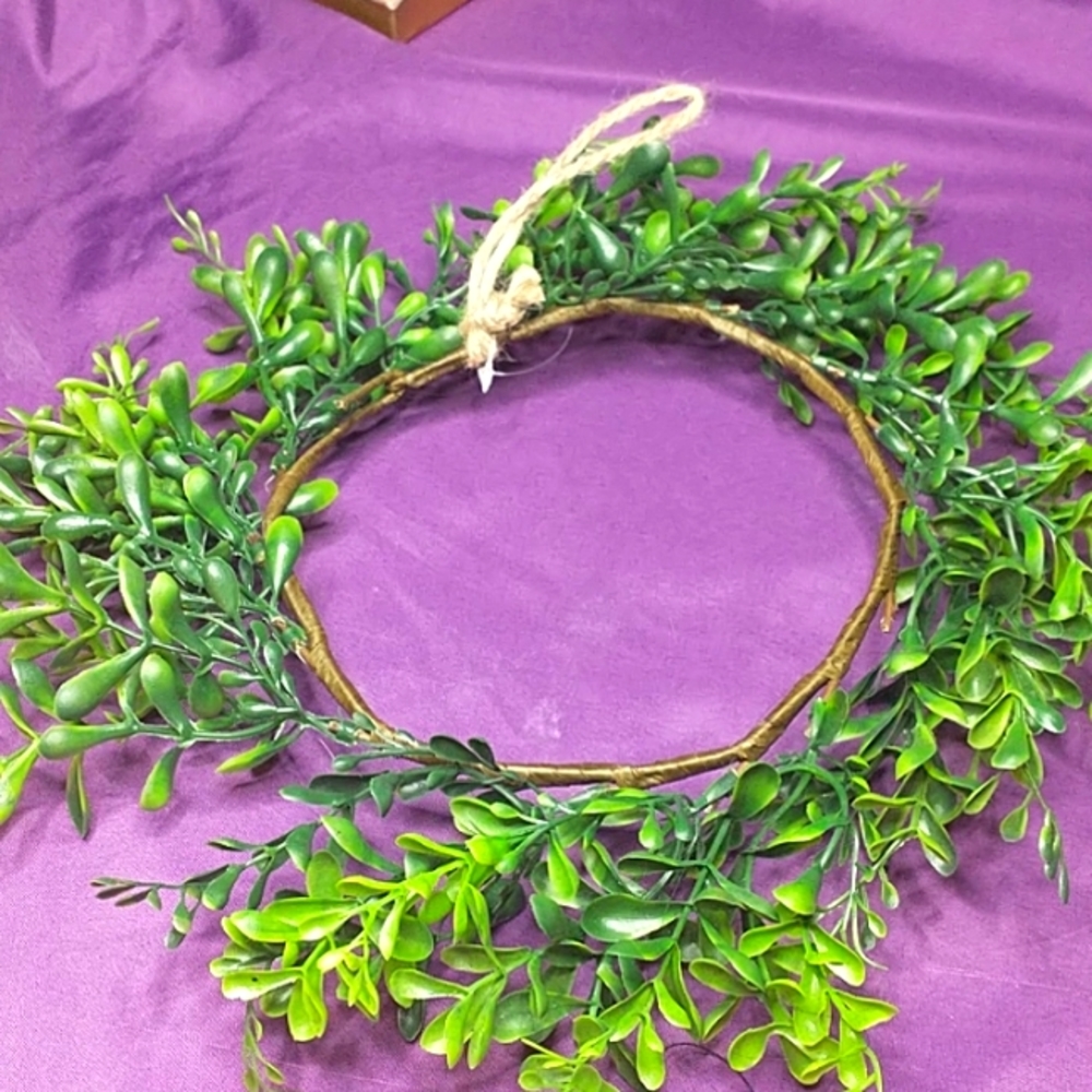 Circle vines